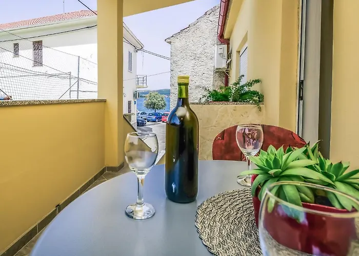 Hébergement de vacances Ankica By Interhome Pašman